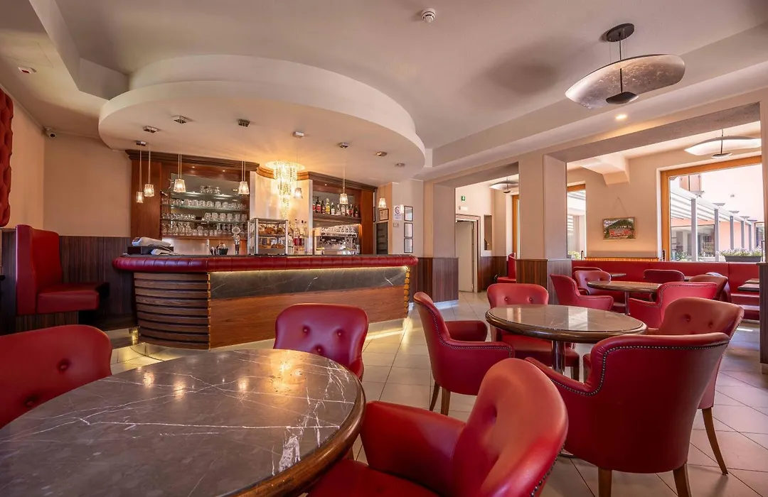 Hotel Garni Cristallo-1